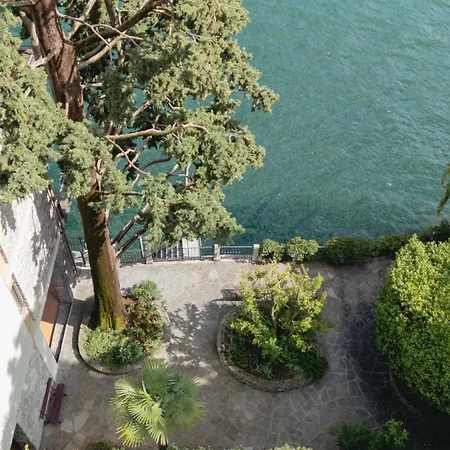 Fisogni - Frontlake & Garage Appartement Moltrasio
